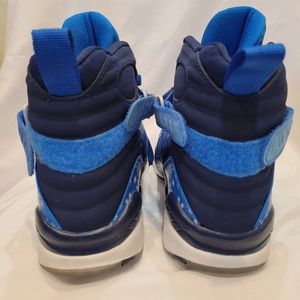 Boys Blue Jordan Size 5